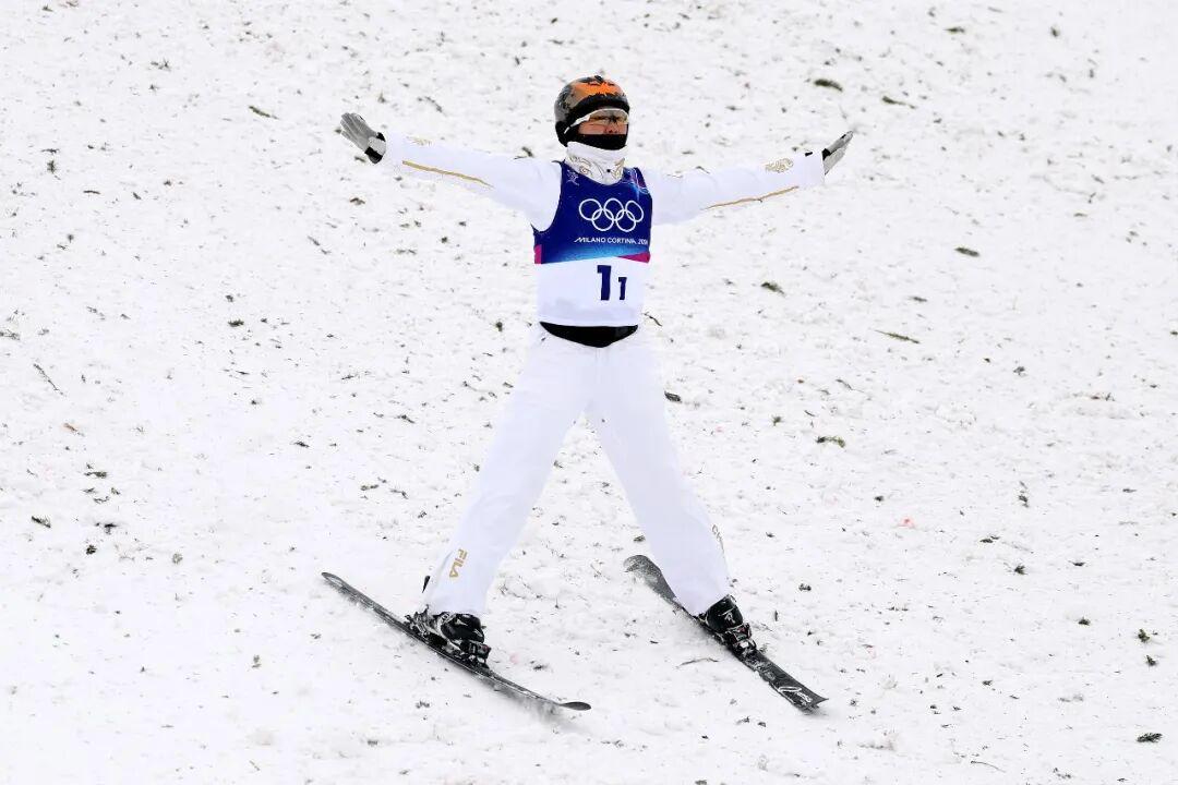 中国队夺得自由式滑雪空中技巧混合团体铜牌!本届冬奥会空中技巧2金3铜收官